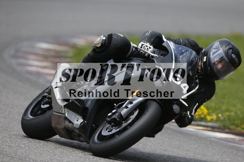 /Archiv-2024/29 12.06.2024 MOTO.CH Track Day ADR/Gruppe gelb/34